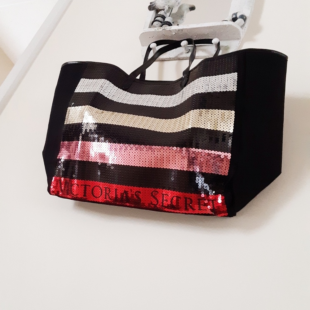 💥NEW!💥VICTORIA'S SECRET💥LARGE SEQUIN TOTE BAG💥